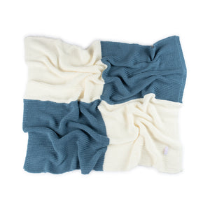 Chunky Knit Blanket Color Block ~ Blue